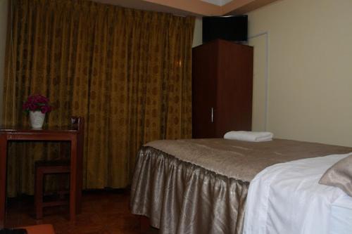 Guestroom, HOTEL LUCERO REAL in Tacna Guestroom, HOTEL LUCERO REAL in Tacna