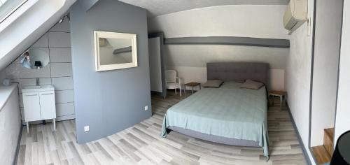 CHEZ BRIGITTE in Chatillon-sur-Marne CHEZ BRIGITTE in Chatillon-sur-Marne