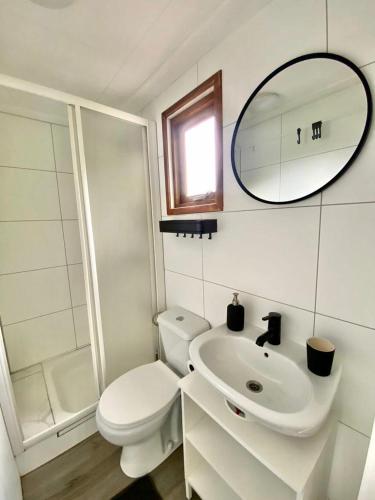 Bathroom, Woodz Aan de bosrand in Anloo Bathroom, Woodz Aan de bosrand in Anloo