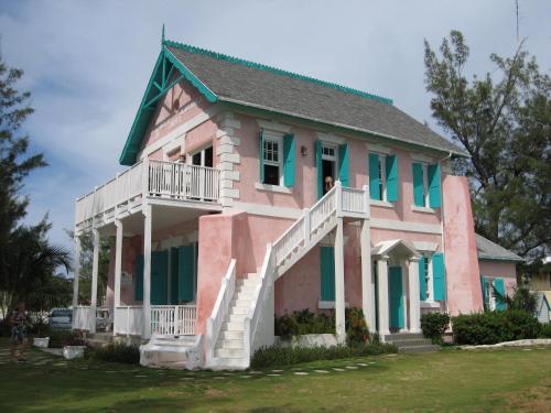 Tourmaline home in North Palmetto Point Tourmaline home in North Palmetto Point