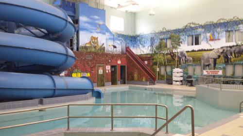 Piscina, Canad Inns Destination Centre Fort Garry in Winnipeg (MB) Piscina, Canad Inns Destination Centre Fort Garry in Winnipeg (MB)
