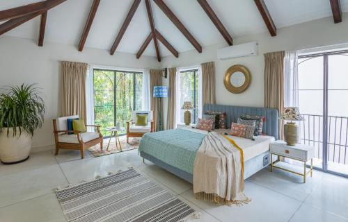 Portuguese Splendor: 9BHK Villa, 3 Private Pools! in Goa Portuguese Splendor: 9BHK Villa, 3 Private Pools! in Goa