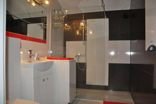 This photo about Topola shared on HyHotel.com