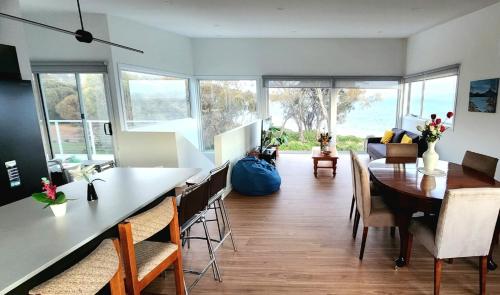 Beach Getaway - Blessington Villa in ساندفورد Beach Getaway - Blessington Villa in ساندفورد