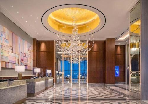 Lobby, The Westin Surabaya near Universitas Negeri Surabaya - UNESA Lobby, The Westin Surabaya near Universitas Negeri Surabaya - UNESA