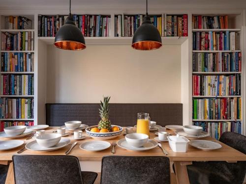Beautiful grade 2 listed cotswold Stone Cottage in Bledington Beautiful grade 2 listed cotswold Stone Cottage in Bledington