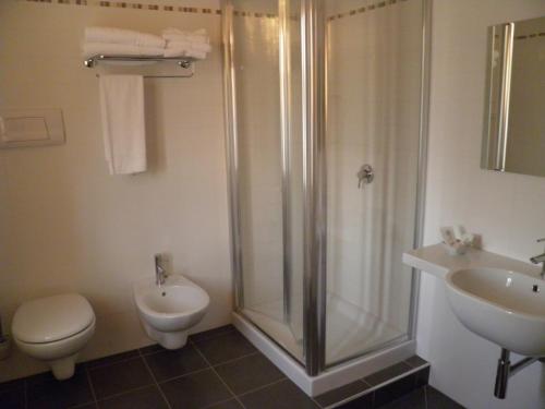 Bagno, Affittacamere Il Persicone in Formigara Bagno, Affittacamere Il Persicone in Formigara