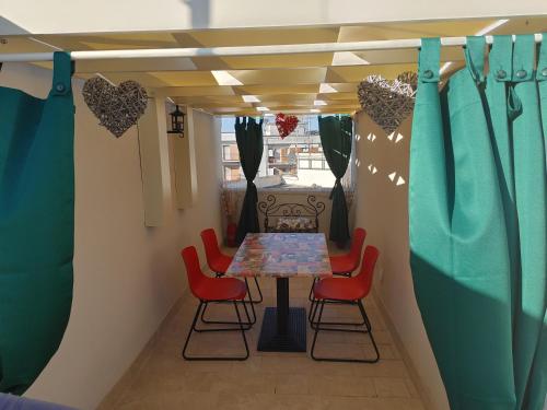 Balkon/teras, ROSSINI GUEST HOUSE in Martina Franca Balkon/teras, ROSSINI GUEST HOUSE in Martina Franca