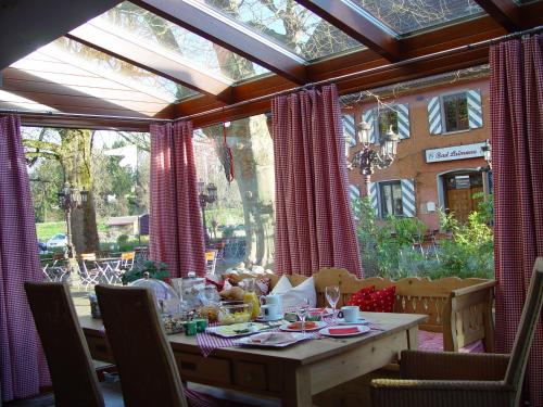Φαγητό και ποτό, Landhotel Gutshof Camping Badhutten in Τετνάγκ Φαγητό και ποτό, Landhotel Gutshof Camping Badhutten in Τετνάγκ