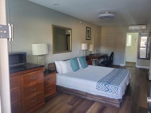 Omeo Suite - Big Bear in Big Bear Lake (CA) Omeo Suite - Big Bear in Big Bear Lake (CA)