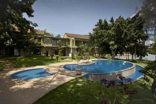Entrance, Waterwoods Lodges And Resorts in N. Begur Entrance, Waterwoods Lodges And Resorts in N. Begur