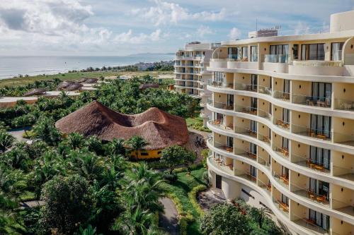 Exterior view, Ana Mandara Cam Ranh in Cam Hải Đông Exterior view, Ana Mandara Cam Ranh in Cam Hải Đông