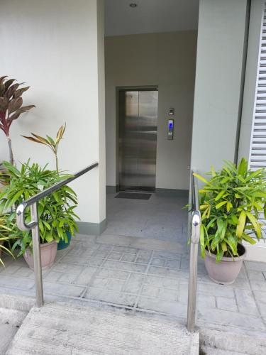 Dormitory near SM and S and R near Davao Zorb Park Dormitory near SM and S and R near Davao Zorb Park