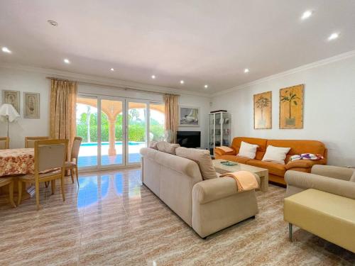 Facilities, Villa Las Rotas in Las Rotas Beach Facilities, Villa Las Rotas in Las Rotas Beach