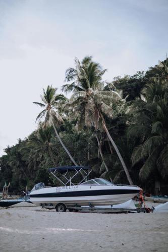 Bel-Is Cove Beach Resort in Malay Bel-Is Cove Beach Resort in Malay
