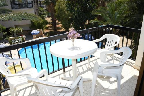 Balkon/teras, Odysseas & Eleni Hotel Apartments in Polis Balkon/teras, Odysseas & Eleni Hotel Apartments in Polis