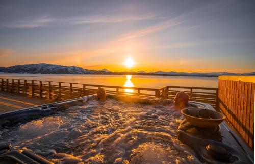 Pezsgőfürdő, Attme Have in Sorreisa Pezsgőfürdő, Attme Have in Sorreisa