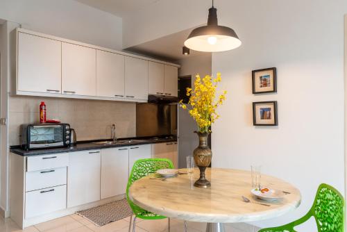 Tropics Condo near Taman Tun Market Tropics Condo near Taman Tun Market