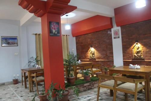 مطعم, Eco Inn Guest House in باودا جورباتي مطعم, Eco Inn Guest House in باودا جورباتي