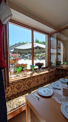 Alba Gora Sw Anny Restauracja i Pokoje in Gora Swietej Anny Alba Gora Sw Anny Restauracja i Pokoje in Gora Swietej Anny
