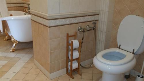 This photo about Center City Flats - Hermitage shared on HyHotel.com