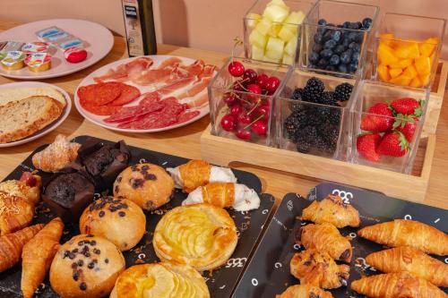 Ételek és italok, Antonios Hostal in Sitges Városközpont Ételek és italok, Antonios Hostal in Sitges Városközpont