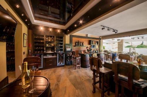 Bar/lounge, Vista del Campo Country Club & Villas in Jarabacoa Bar/lounge, Vista del Campo Country Club & Villas in Jarabacoa