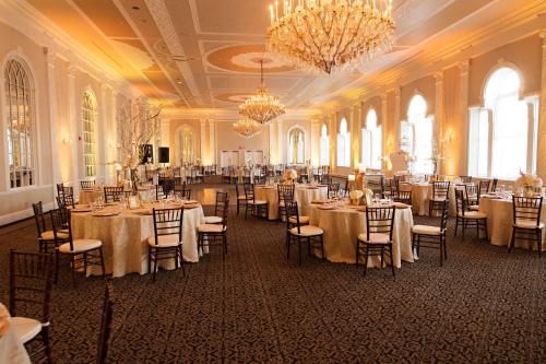 Meeting room / ballrooms, Berkeley Oceanfront Hotel in Asbury Park (NJ) Meeting room / ballrooms, Berkeley Oceanfront Hotel in Asbury Park (NJ)