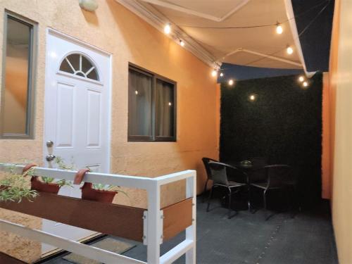balkon/terras, Hogar Doña Gloria (Hogar Dona Gloria) near Diego Aracena International Airport balkon/terras, Hogar Doña Gloria (Hogar Dona Gloria) near Diego Aracena International Airport