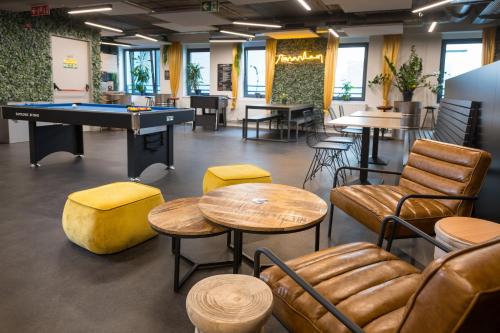 Фойє, Charleroi Hostel in Шарлеруа Фойє, Charleroi Hostel in Шарлеруа