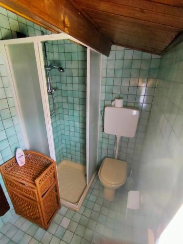 Bathroom, Country House Cassero in Agugliano Bathroom, Country House Cassero in Agugliano