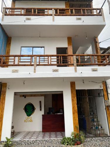 UFO Rooms in Montanita UFO Rooms in Montanita