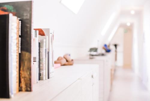 Παροχές, Lodgement Overzee in Άμελαντ Παροχές, Lodgement Overzee in Άμελαντ