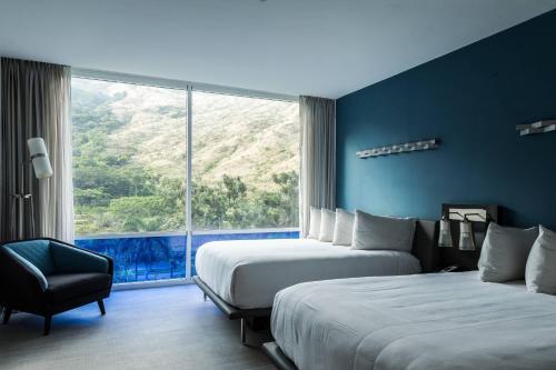 Guestroom, Marriott Maracay Golf Resort in Maracay Guestroom, Marriott Maracay Golf Resort in Maracay