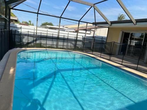 Airbnb rental in West Perrine Airbnb rental in West Perrine