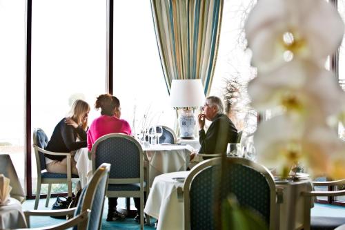 Ресторан, Hotel Hesselet in Ниборг Ресторан, Hotel Hesselet in Ниборг