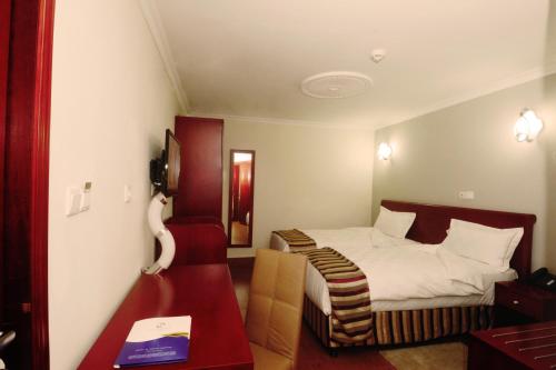 Hotel La Falaise Yaounde in Yaounde Hotel La Falaise Yaounde in Yaounde