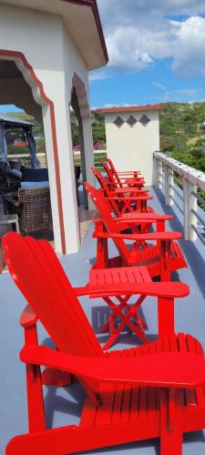 Balcony/terrace, Eliwes Villa in Treasure Beach Balcony/terrace, Eliwes Villa in Treasure Beach