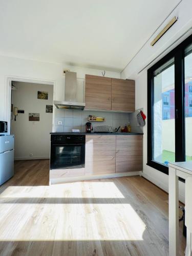 Super appartement au centre ville de Nogent Sur Marne in โนฌอง ซูร์ มาร์เนอ Super appartement au centre ville de Nogent Sur Marne in โนฌอง ซูร์ มาร์เนอ