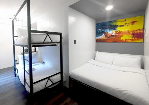 mySTAY Hotel BGC South in Bonifacio Global City (BGC) / Taguig mySTAY Hotel BGC South in Bonifacio Global City (BGC) / Taguig
