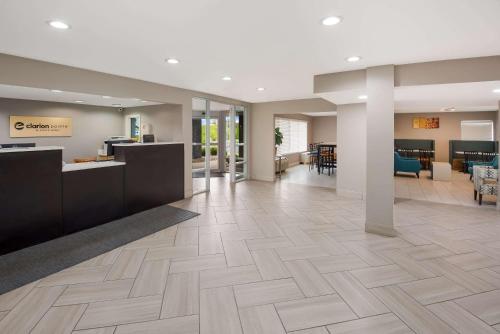 Előcsarnok, Clarion Pointe Indianapolis Northeast near Fort Harrison Állami Park Előcsarnok, Clarion Pointe Indianapolis Northeast near Fort Harrison Állami Park