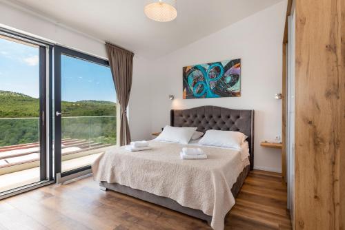 Villa LucaToni - heated pool