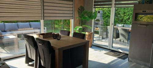 Facilities, Luxe Recreatie Bungalow NO 10 in Tholen Facilities, Luxe Recreatie Bungalow NO 10 in Tholen