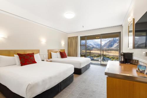 The Hermitage Hotel Mt Cook in Mount Cook The Hermitage Hotel Mt Cook in Mount Cook