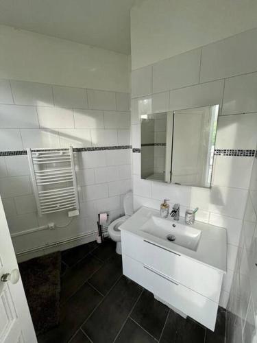 Bel appartement /30 min de Paris in Louveciennes Bel appartement /30 min de Paris in Louveciennes