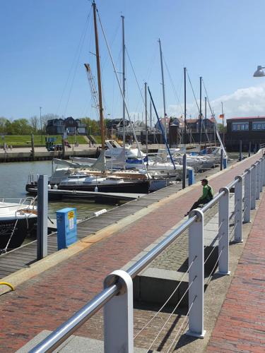 Nah am Strand in Bensersiel, Wooge 45