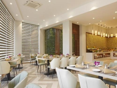 Food and beverages, Click Hotel Bangalore International Airport in Kempegowda International Airport Food and beverages, Click Hotel Bangalore International Airport in Kempegowda International Airport
