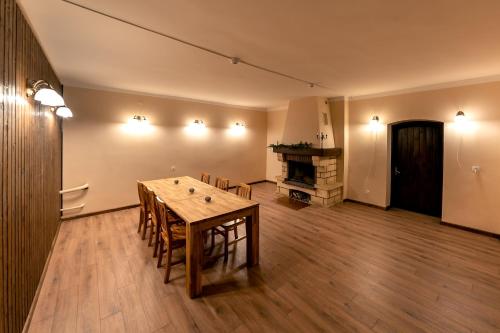 Pezsgőfürdő, Slokenbekas Muiza in Milzkalne Pezsgőfürdő, Slokenbekas Muiza in Milzkalne