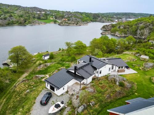 A szálláshely kívülről, Exclusive house with private boathouse in Nosund A szálláshely kívülről, Exclusive house with private boathouse in Nosund