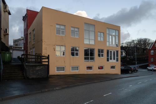 Unterkunft von außen, Guesthouse at the boat harbour in Torshavn Unterkunft von außen, Guesthouse at the boat harbour in Torshavn